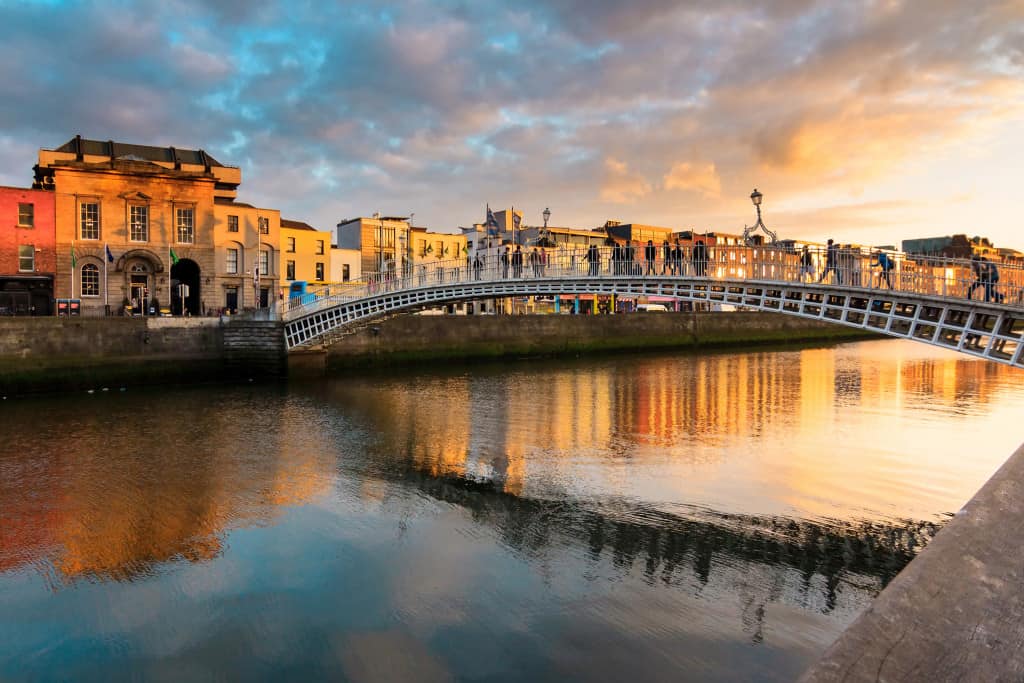 river-bridge-dublin-ireland